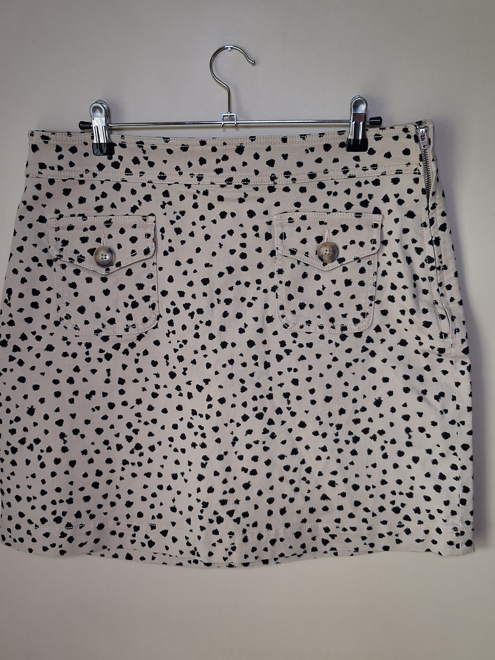 Loft Petites NWT Leopard Animal Print Denim Skirt; Size 12P